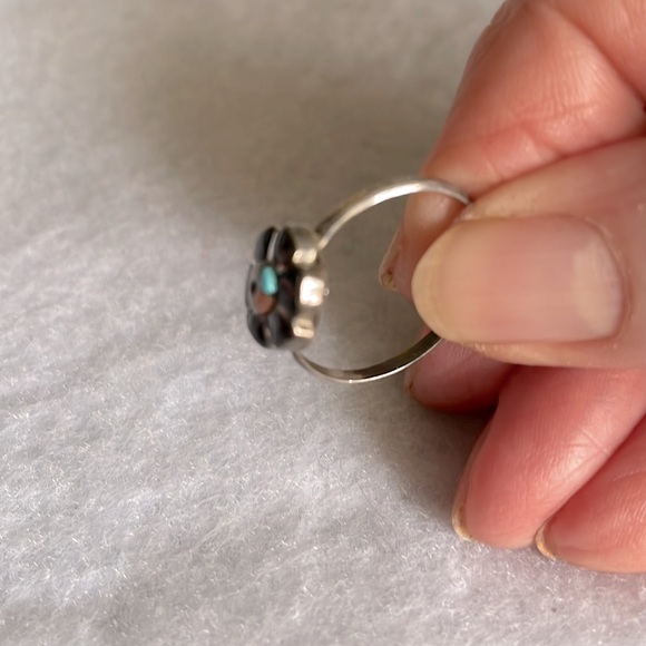 Sterling Zuni Flower Ring - Picture 2 of 2